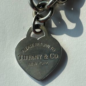 Tiffany and Co. Return to Tiffany 925 Heart
